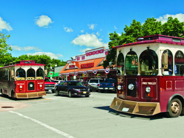 Downtown Branson Trolley