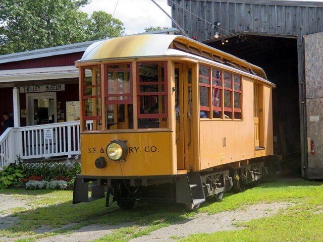 Shelburne Falls Trolley Museum