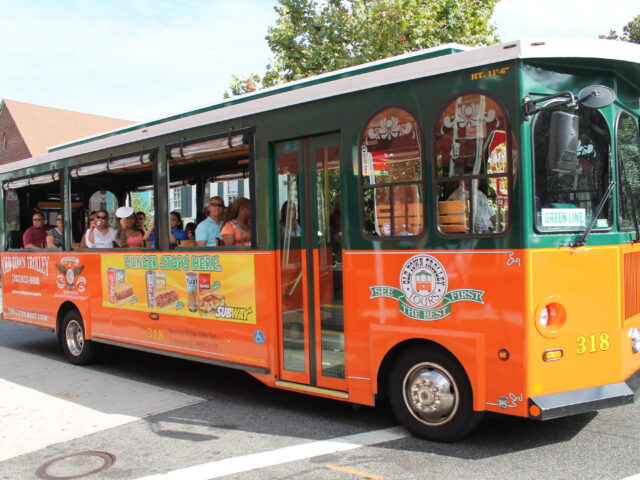Washington DC Hop-On Hop-off Trolley Tour