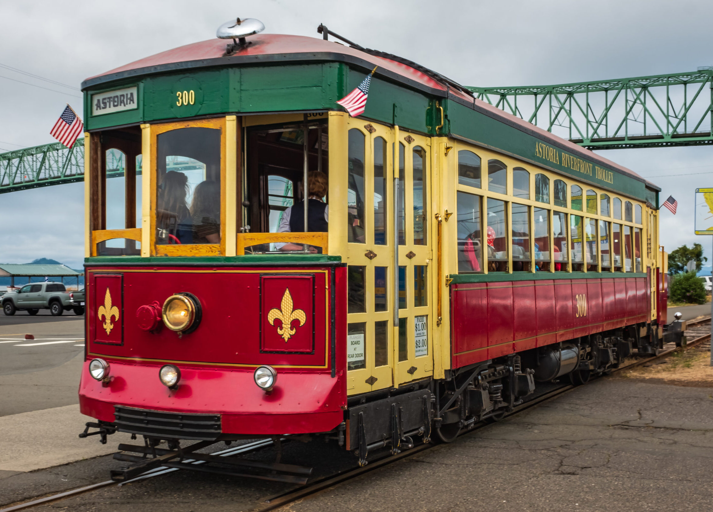 Astoria Riverfront Trolley